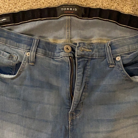 Torrid sky high skinny jeans 20R non-distressed - Picture 2 of 8